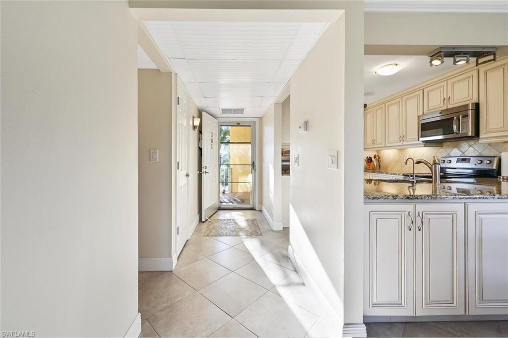 FOREST LAKES - Residential