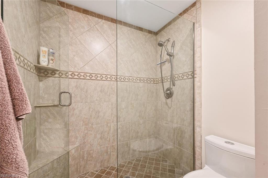 FOREST LAKES - Residential