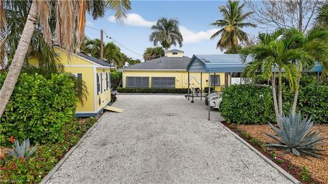 27526 Big Bend RD BONITA SPRINGS FL 34134