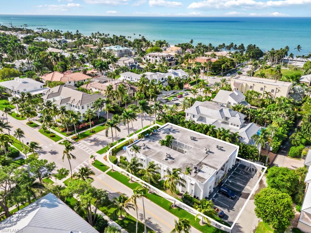 FIFTH AVENUE BEACH CLUB - Residential