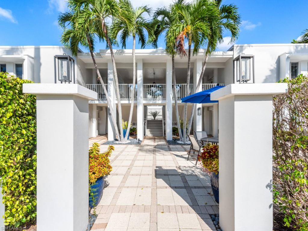 FIFTH AVENUE BEACH CLUB - Residential