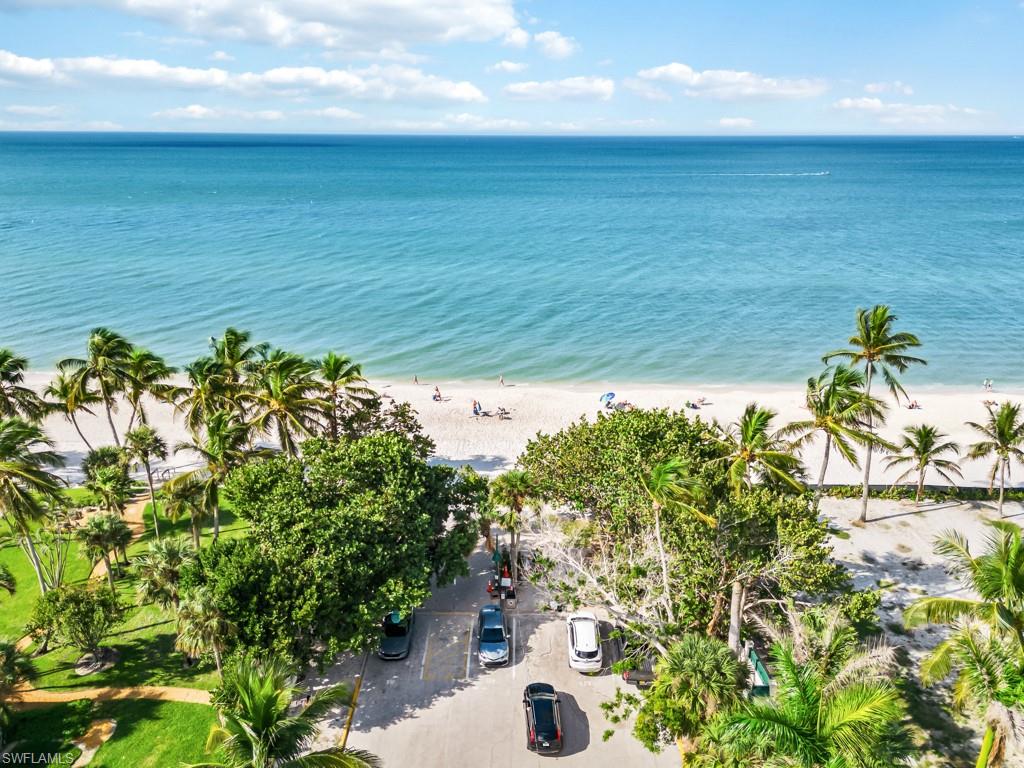 FIFTH AVENUE BEACH CLUB - Residential