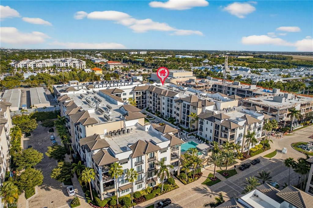 NAPLES SQUARE - Residential