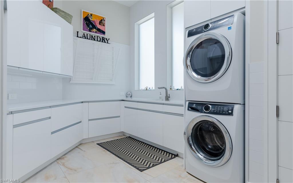 DEEP LAGOON ESTATES - Residential