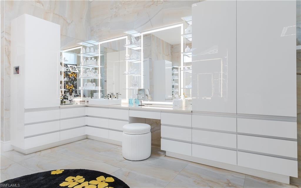 DEEP LAGOON ESTATES - Residential