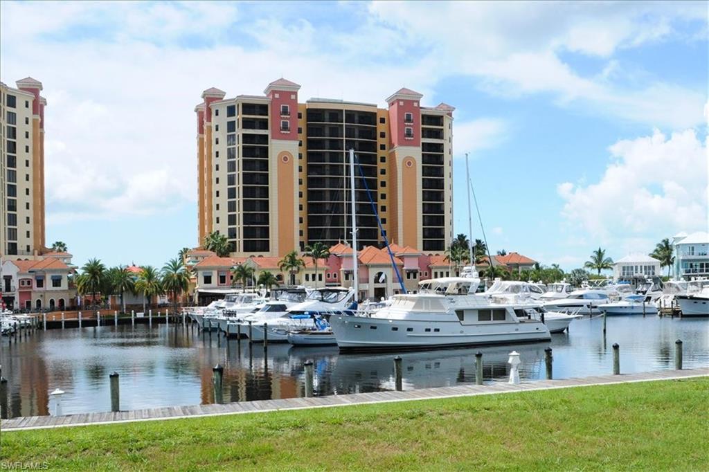 CAPE HARBOUR - Residential