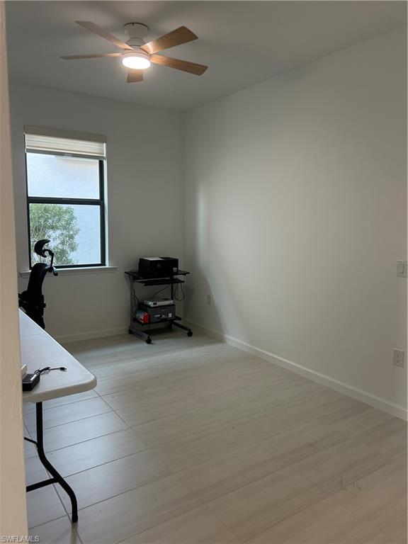 HAMPTON LAKES - Residential