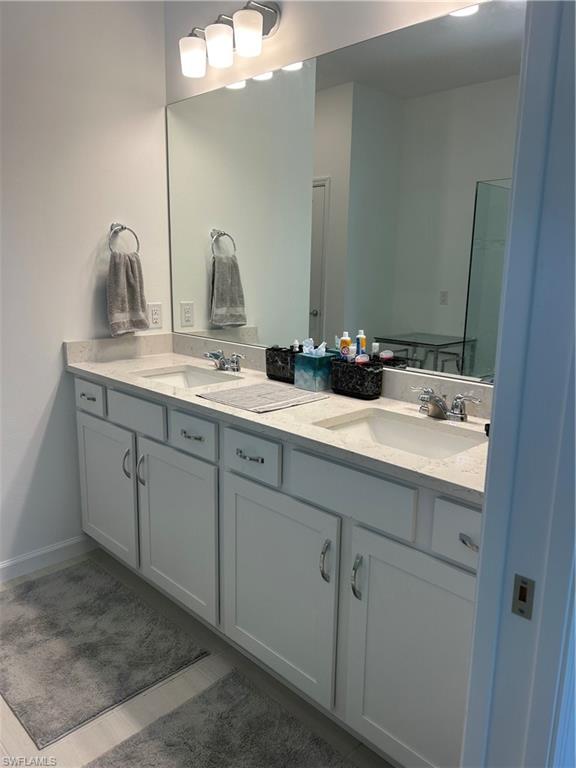 HAMPTON LAKES - Residential