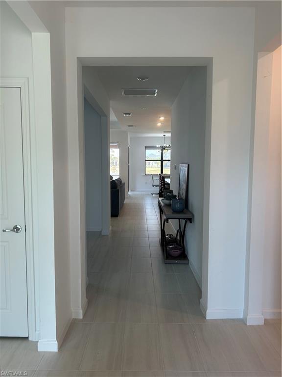 HAMPTON LAKES - Residential