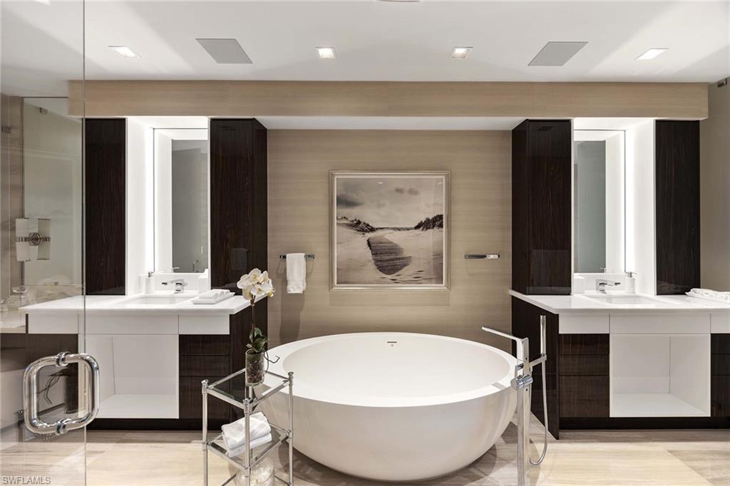 MYSTIQUE - Residential