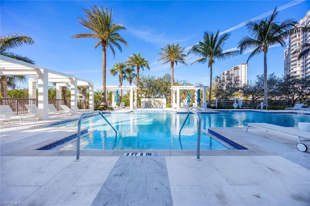 MYSTIQUE - Residential