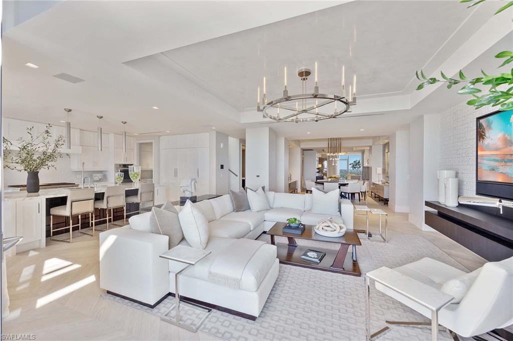 MYSTIQUE - Residential