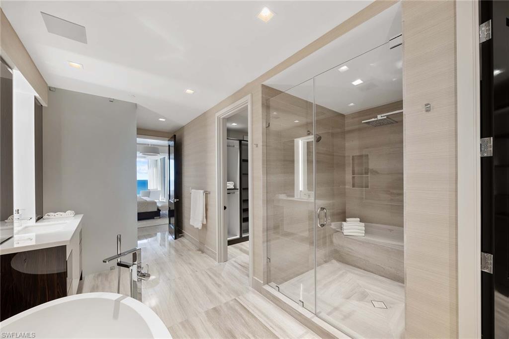 MYSTIQUE - Residential