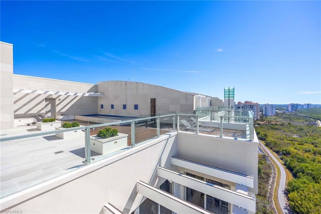 MYSTIQUE - Residential