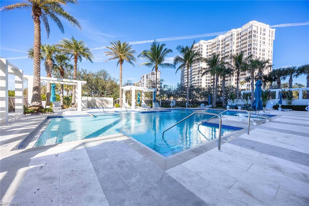 MYSTIQUE - Residential