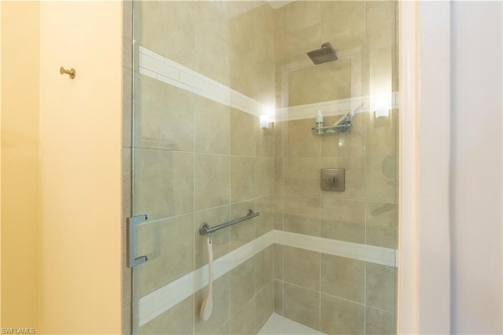 VERONA WALK - Residential