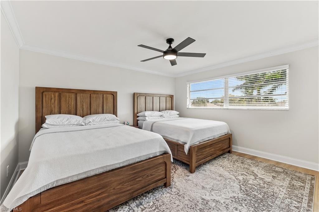 COUNTRY CLUB GARDENS - Residential