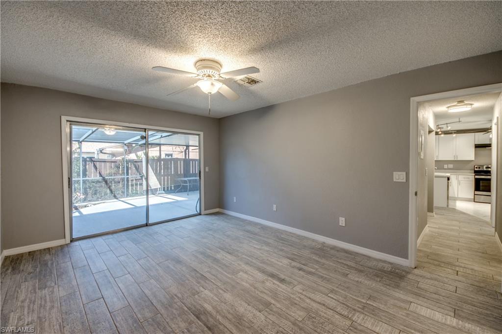 ROYAL WOODS - Residential