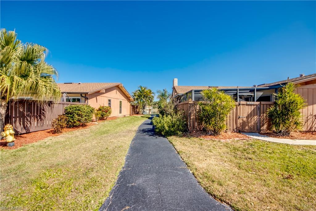 ROYAL WOODS - Residential