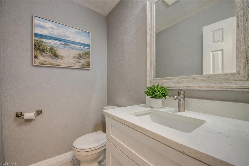 ROYAL WOODS - Residential