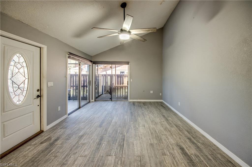 ROYAL WOODS - Residential