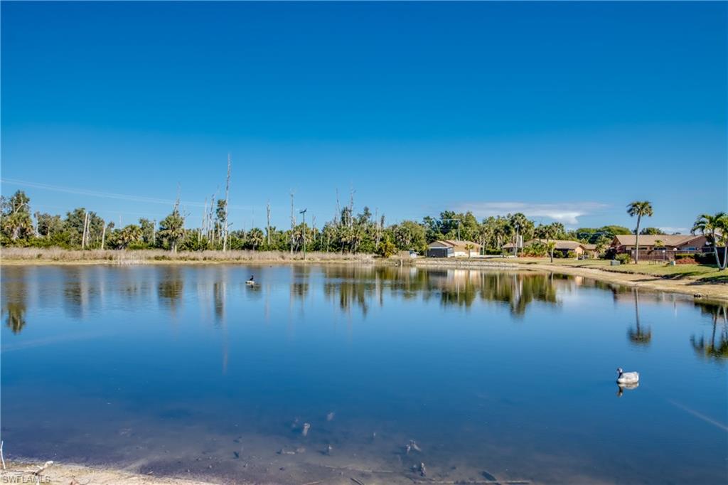 ROYAL WOODS - Residential