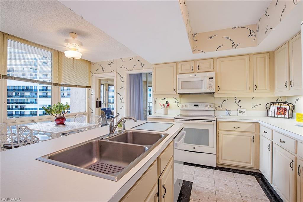 4051 Gulf Shore BLVD N 706