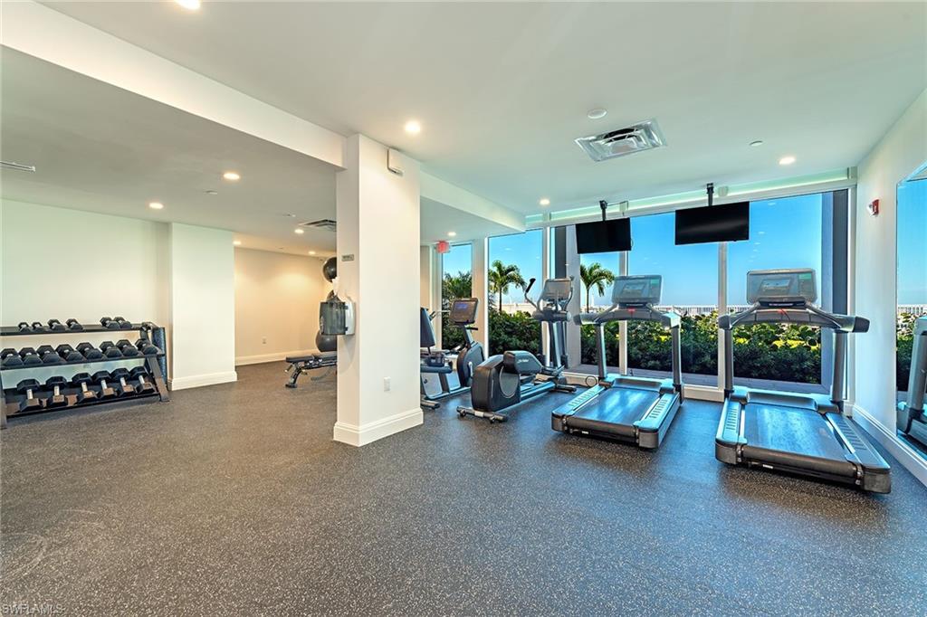 NAPLES CONTINENTAL - Residential