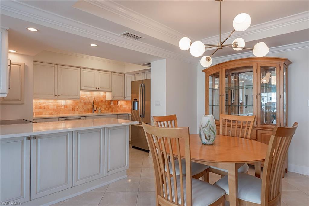 NAPLES CONTINENTAL - Residential