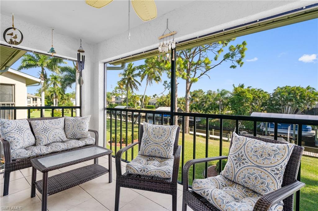 YACHTSMANS COVE - Residential