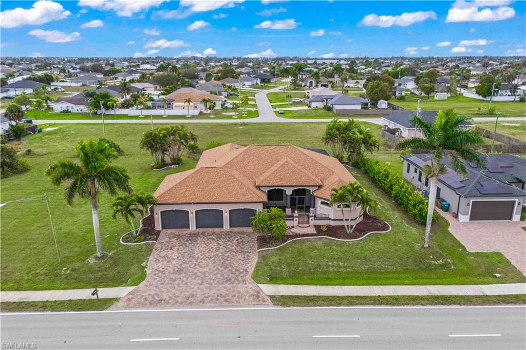 CAPE CORAL - Residential