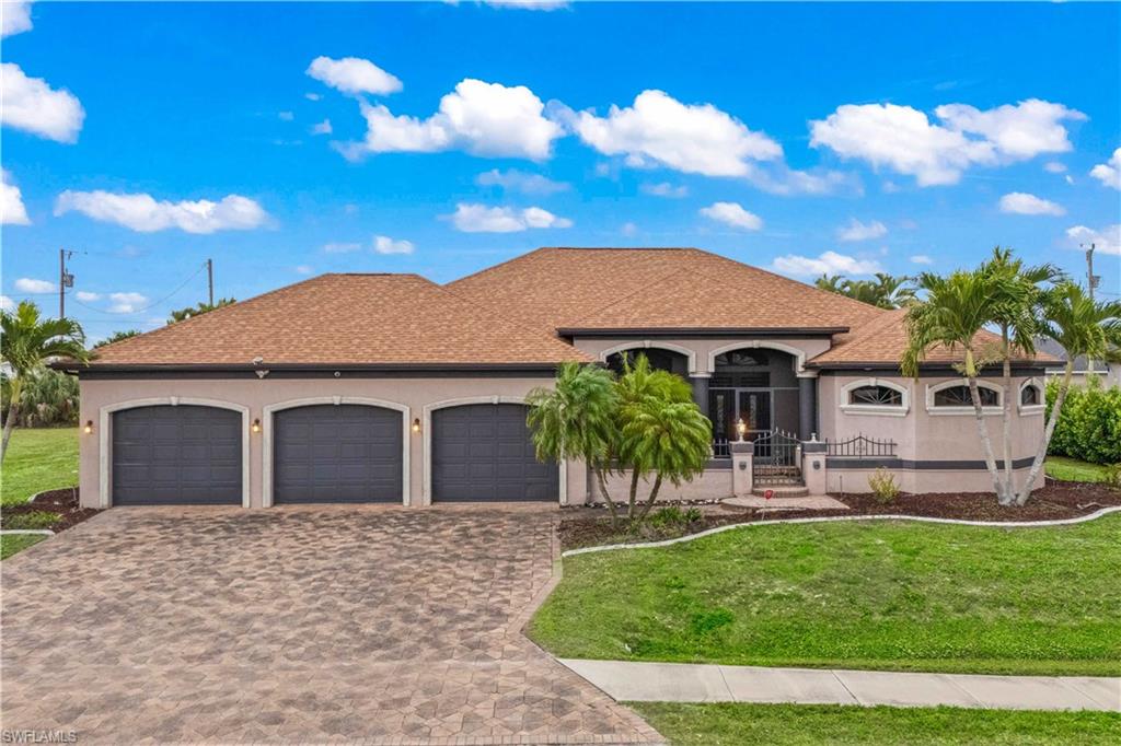 CAPE CORAL - Residential