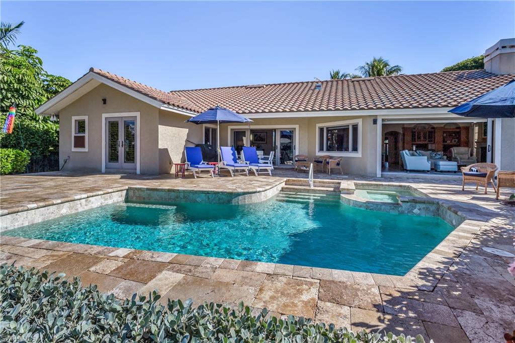 PARK SHORE - Residential