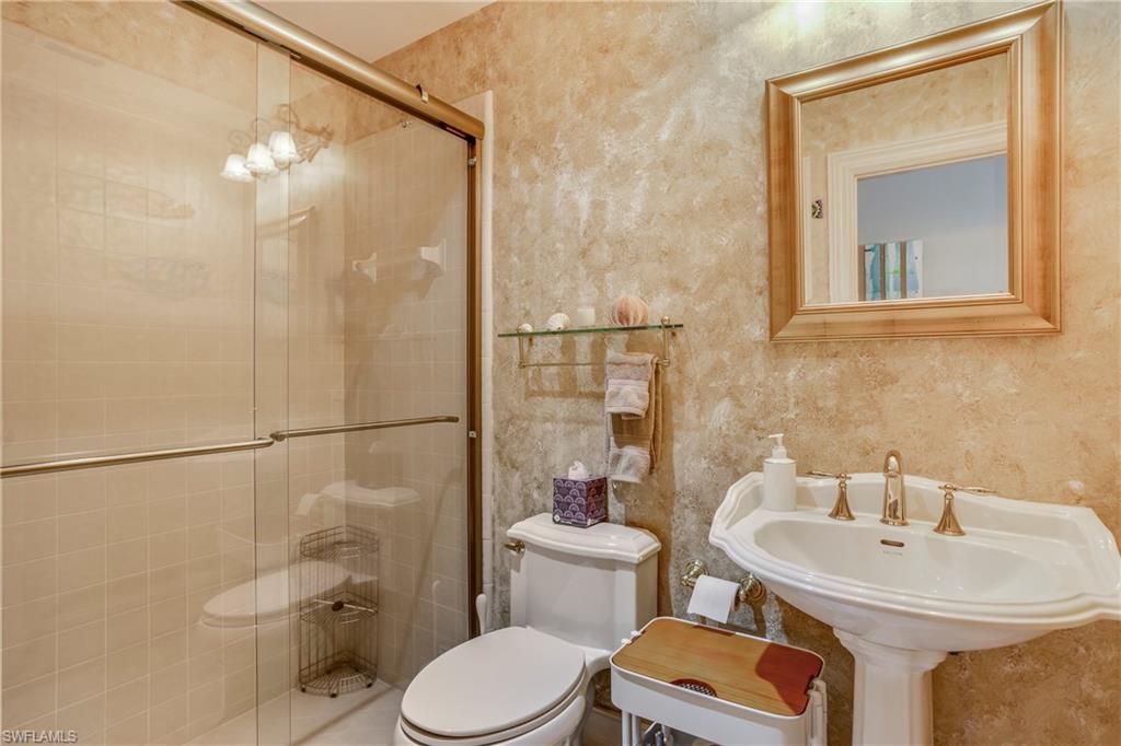 PARK SHORE - Residential