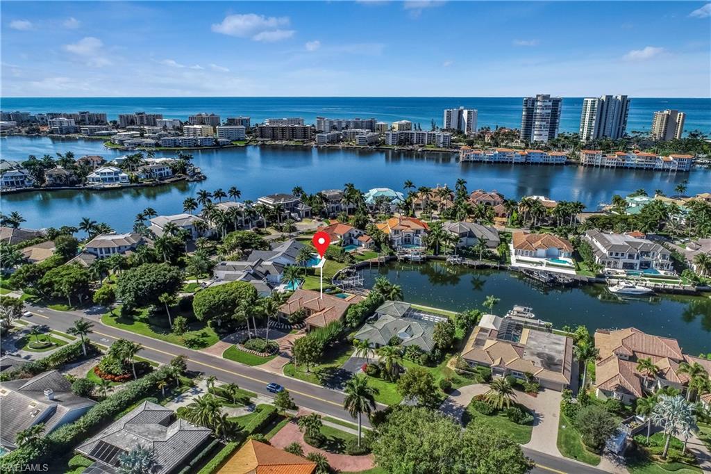 PARK SHORE - Residential