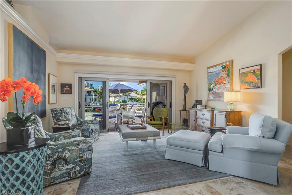 PARK SHORE - Residential