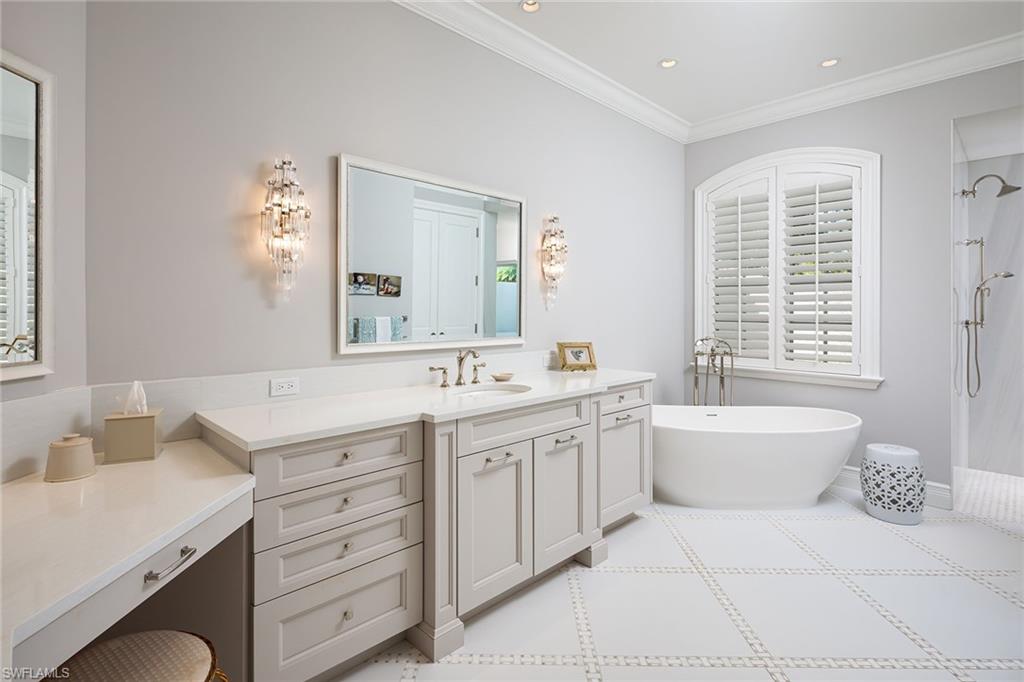 BARRINGTON AT PELICAN BAY - Residential