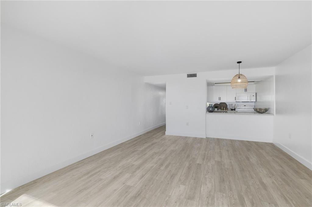 DOLPHIN WAY - Residential