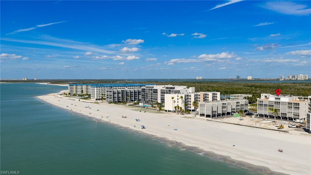 DOLPHIN WAY - Residential