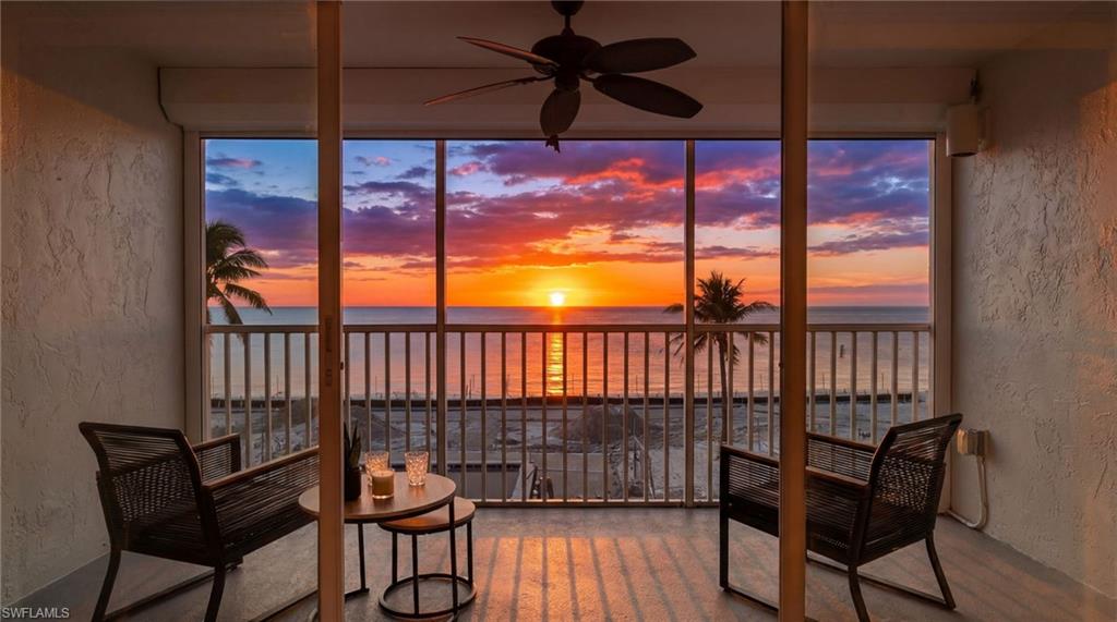 DOLPHIN WAY - Residential