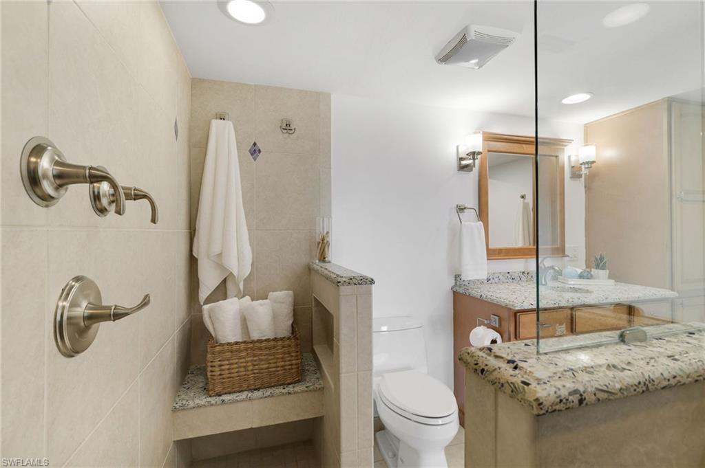 DOLPHIN WAY - Residential