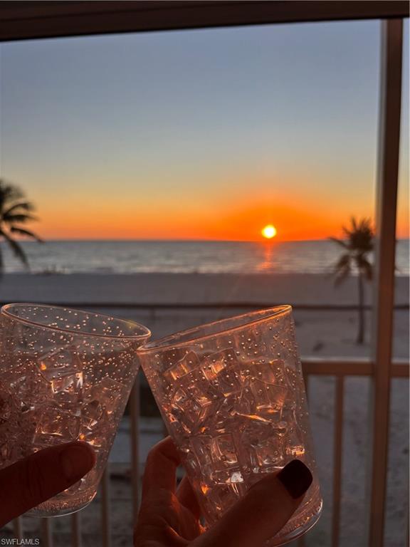 DOLPHIN WAY - Residential