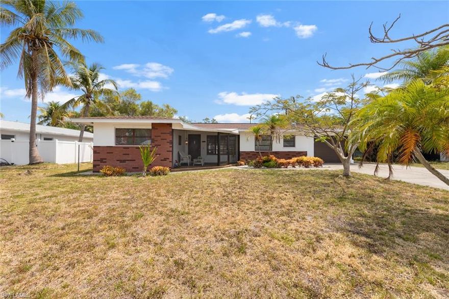 Welcome to Paradise in Fort Myers! Located off McGregor Blvd in the sought-after McGregor Gardens neighborhood, this spacious 3-bedroom, 3-bathroom home sits on an oversized lot with no HOA and no flood insurance required in this part of McGregor Gardens is in a low-risk zone. Highlights include: New roof (April 2023) New luxury vinyl plank flooring, Almost 1,600 sq ft of living space, Large backyard, Single-car garage with new door, Attached carport, 120 sq ft workshop + 144 sq ft shed with electricity. You're just minutes from Fort Myers Beach, the river, shopping, dining, and more. No restrictions, no flood insurance, no problem.
Schedule your private tour today and claim your slice of paradise!