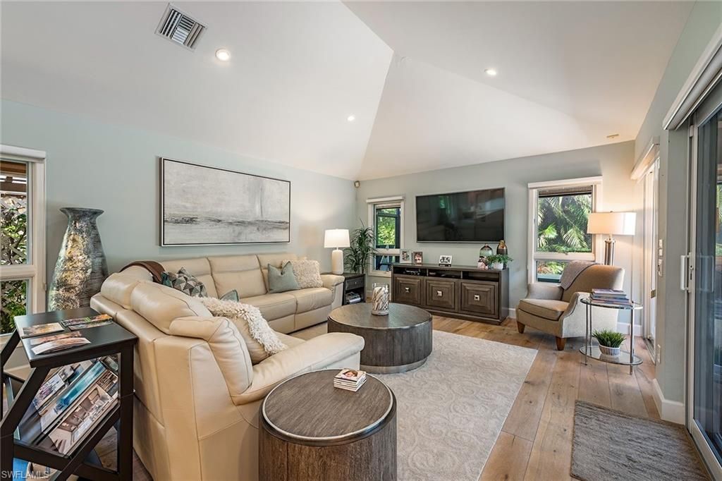 Photo of 805 Pine Village LN, NAPLES, FL 34108 (MLS # 225040887)