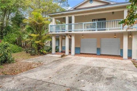 NAPLES 701 - Residential Lease