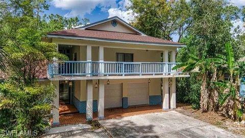 NAPLES 701 - Residential Lease