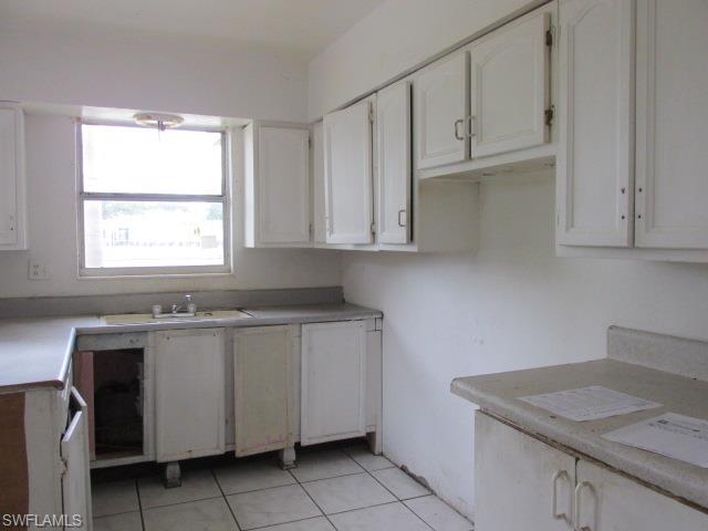 COUNTRY MANOR - Residential