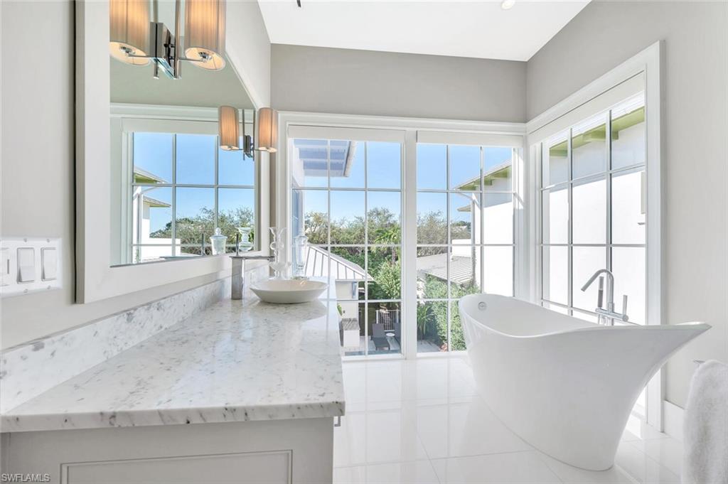 OLDE NAPLES - Residential Lease