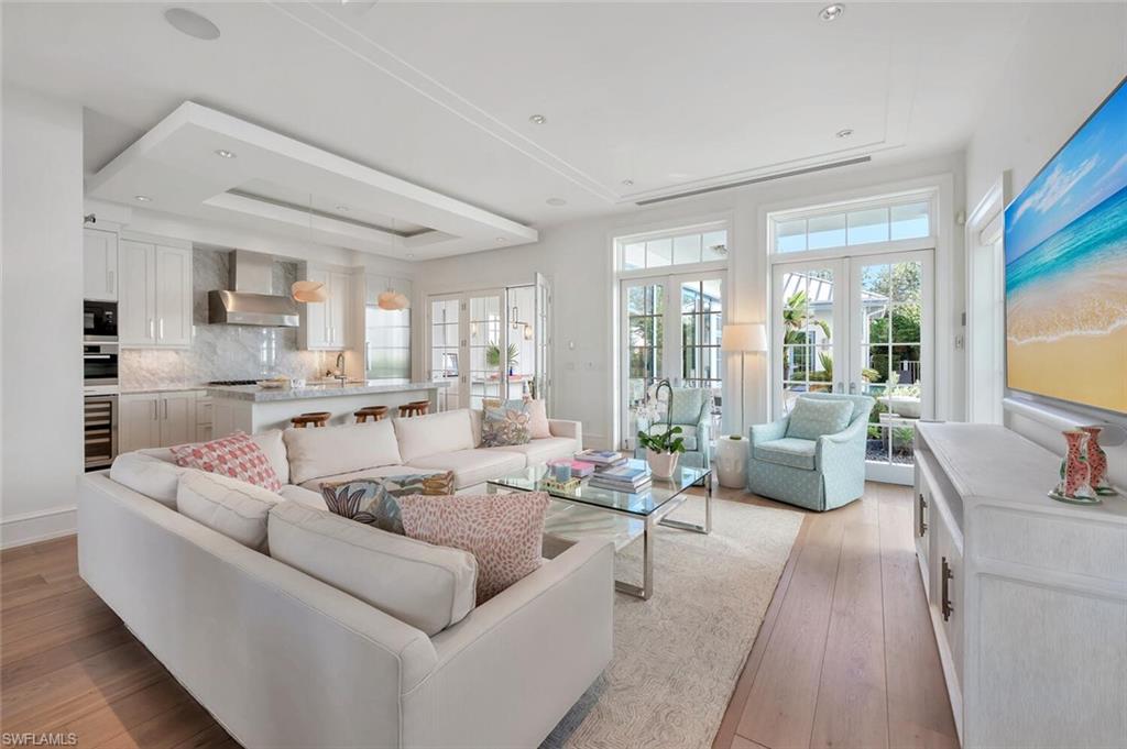 OLDE NAPLES - Residential Lease