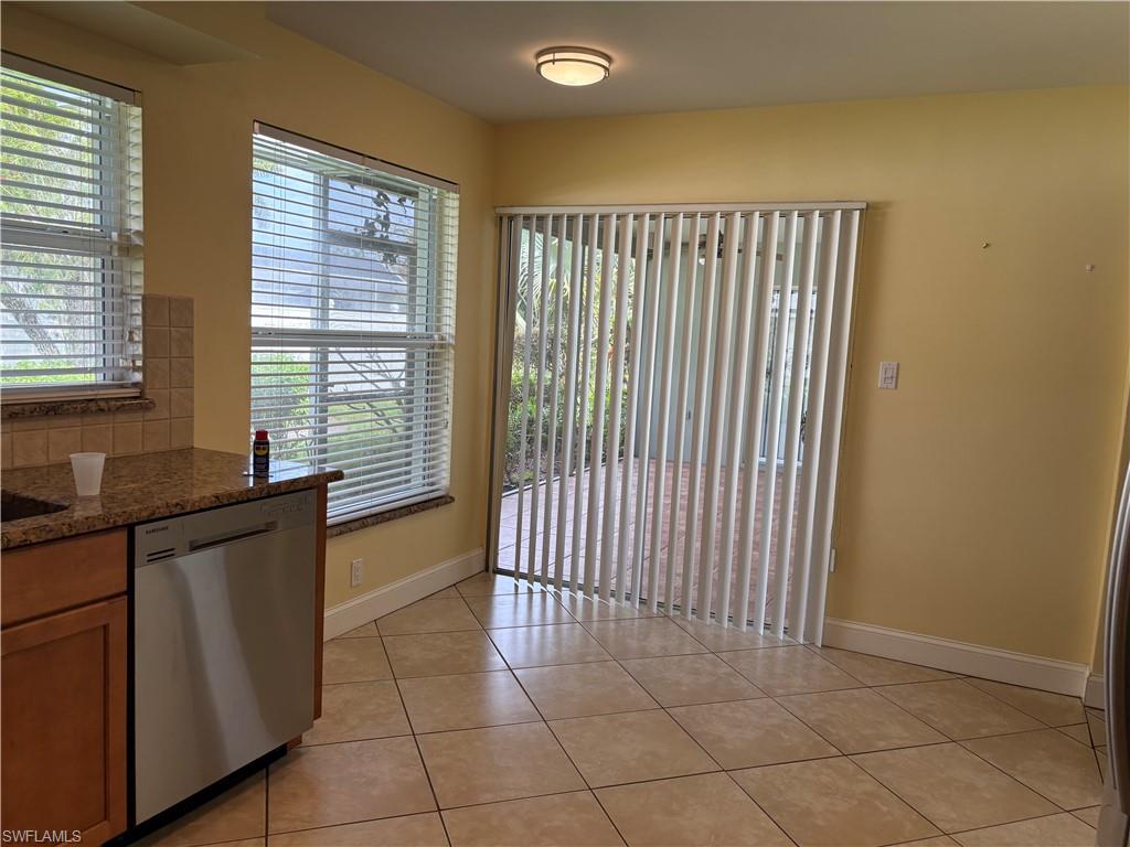 SUNSET COVE - Residential Lease